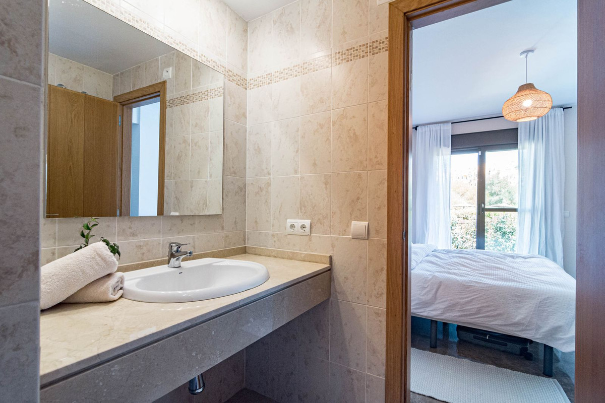 Apartamentos de 2 dormitorios en venta en Selwo – R5137930