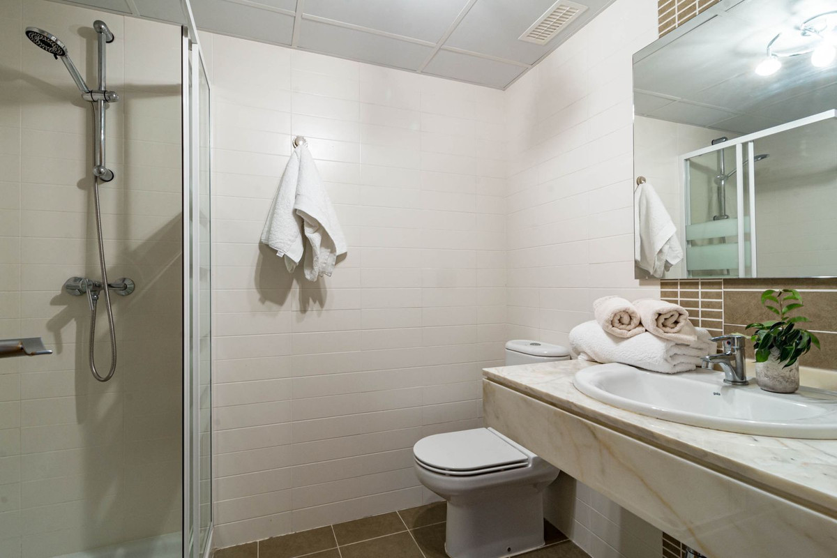 Apartamentos de 2 dormitorios en venta en Selwo – R5137930