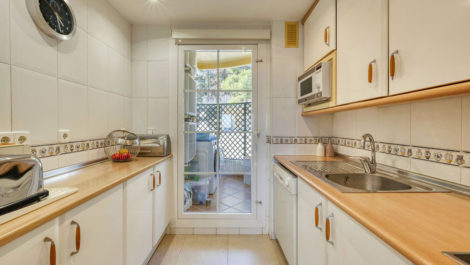 2 bedroom Apartments for sale in Marbella – R5232535