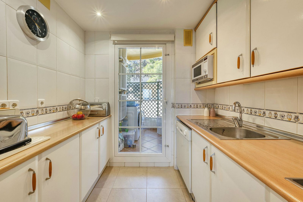 2 bedroom Apartments for sale in Marbella – R5232535