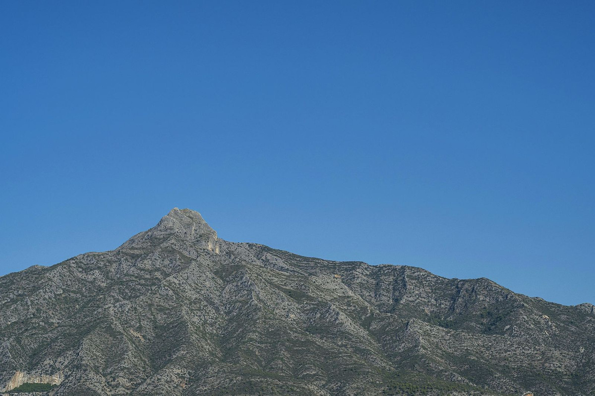 2 bedroom Apartments for sale in Marbella – R5232535