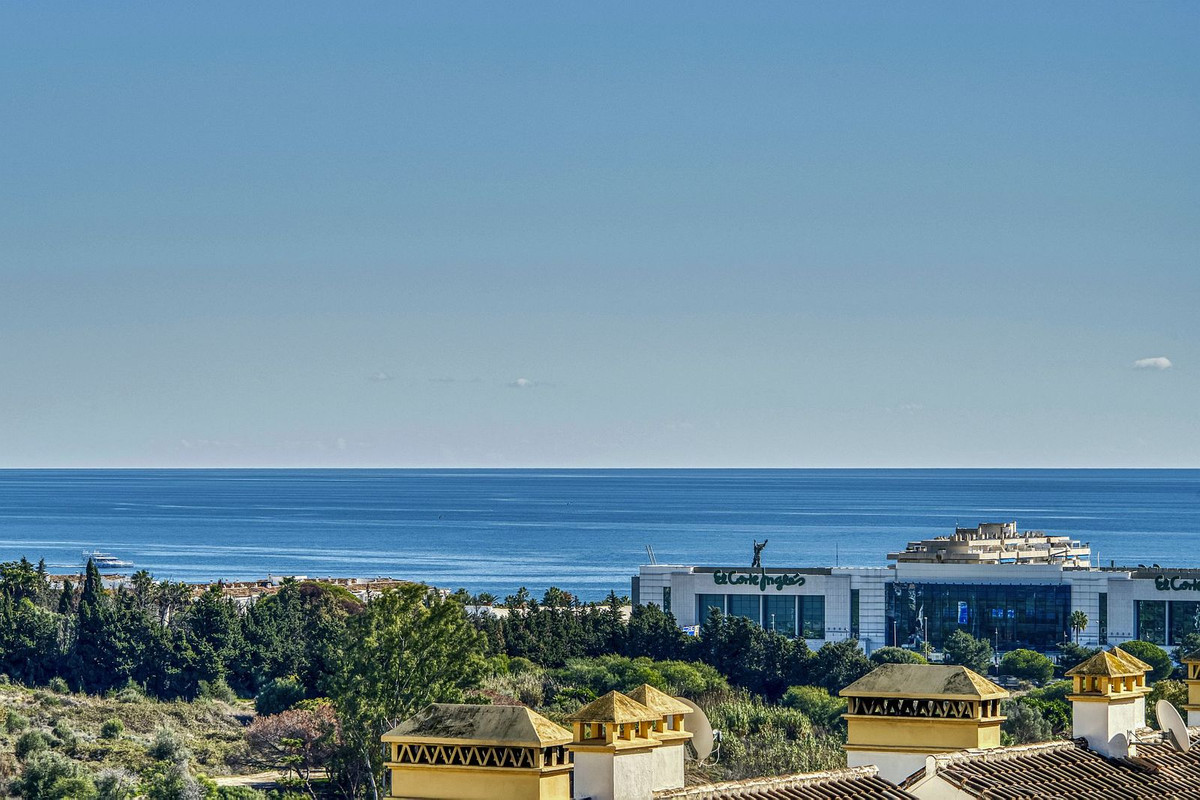 2 bedroom Apartments for sale in Marbella – R5232535