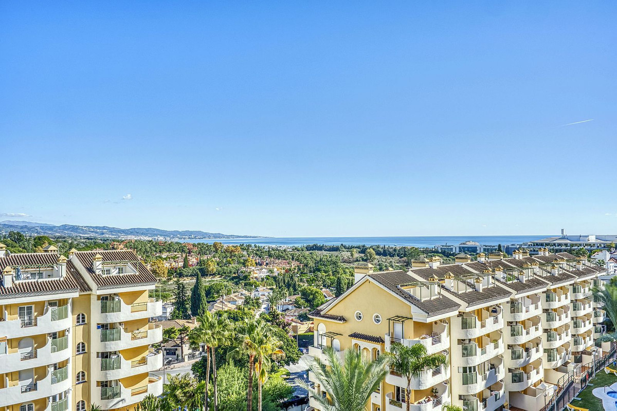 2 bedroom Apartments for sale in Marbella – R5232535