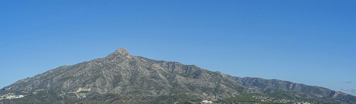 2 bedroom Apartments for sale in Marbella – R5232535