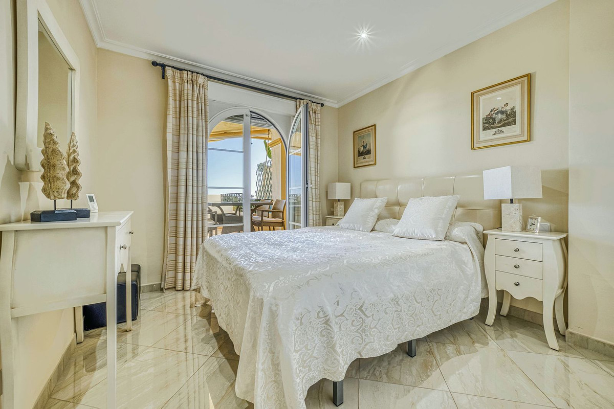 2 bedroom Apartments for sale in Marbella – R5232535