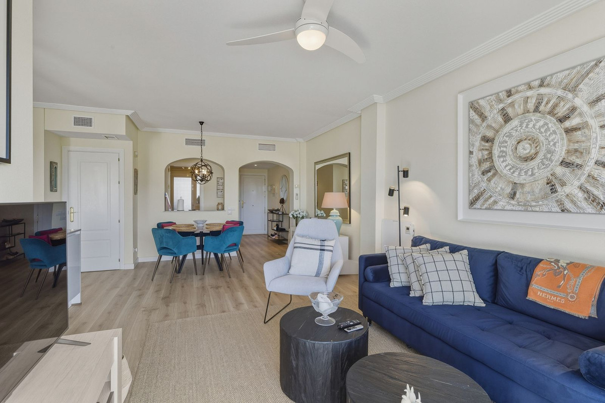 3 bedroom Apartments for sale in Los Arqueros – R5256910