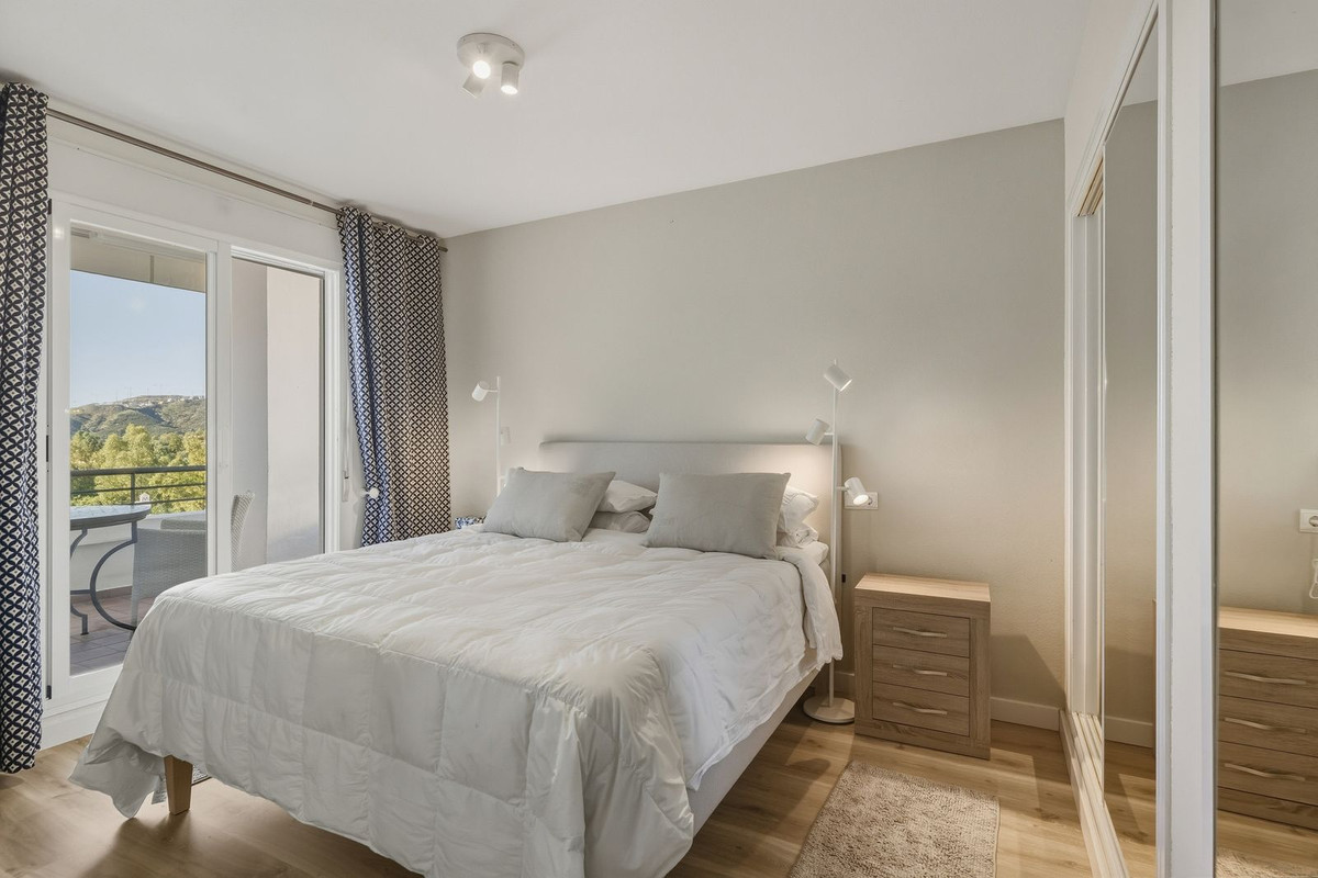 3 bedroom Apartments for sale in Los Arqueros – R5256910