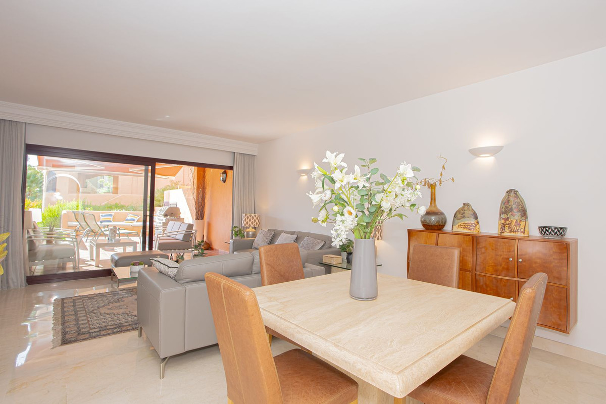 Apartamentos de 2 dormitorios en venta en Los Flamingos – R5176909