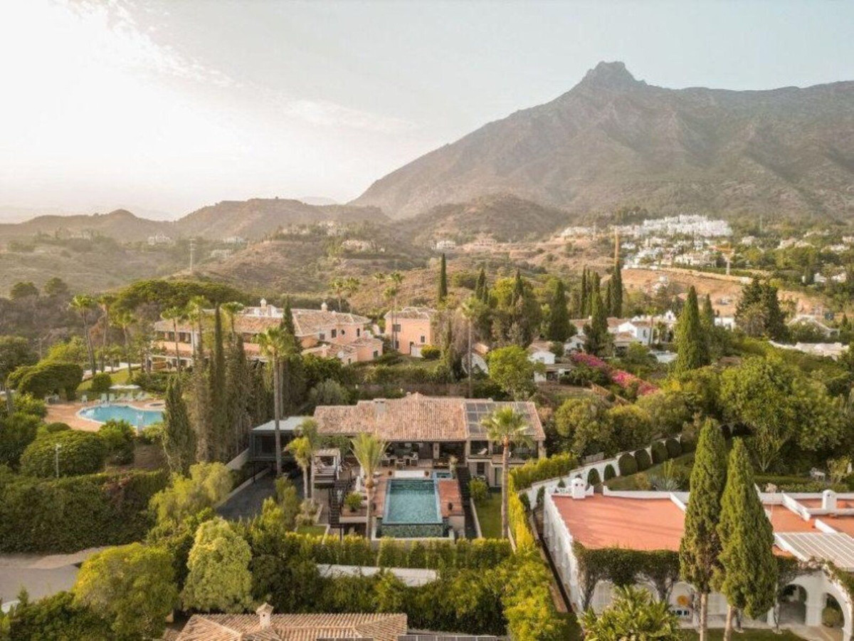 5 bedroom Villas for sale in Milla de Oro – R4604221 5 bedroom Villas for sale in Milla de Oro – R4604221