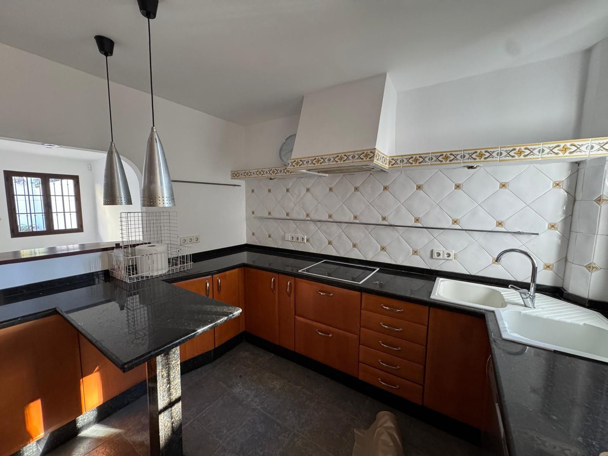 4 bedroom Townhouses for sale in Marbella – R5250643 4 bedroom Townhouses for sale in Marbella – R5250643