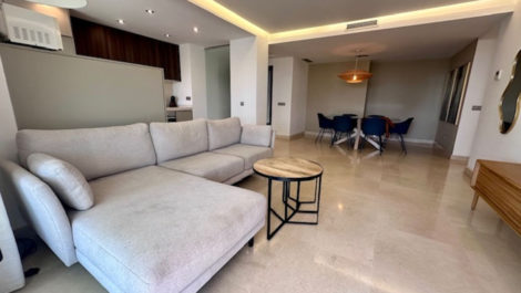 3 bedroom Apartments for sale in Marbella – R5234701