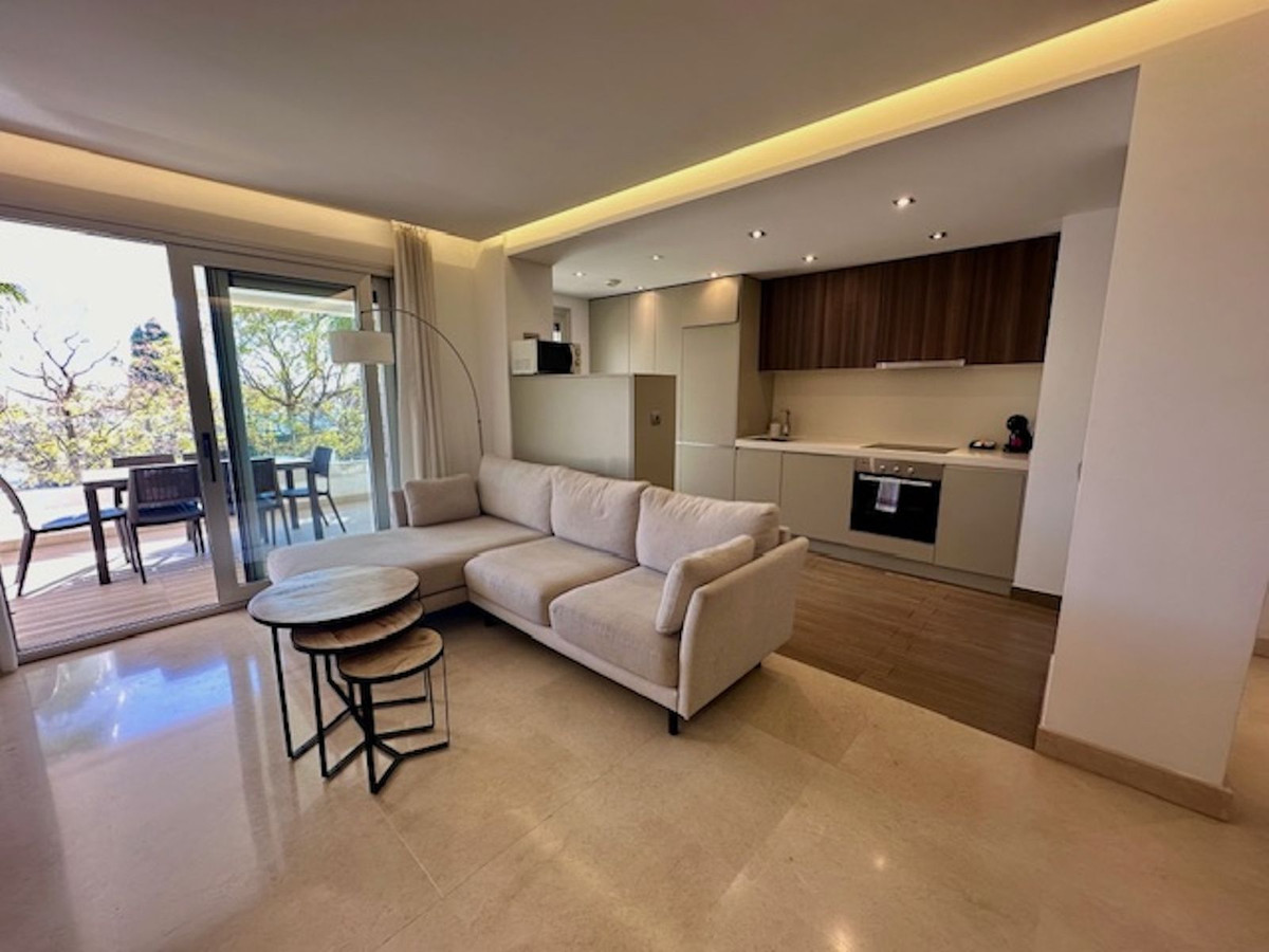 3 bedroom Apartments for sale in Marbella – R5234701