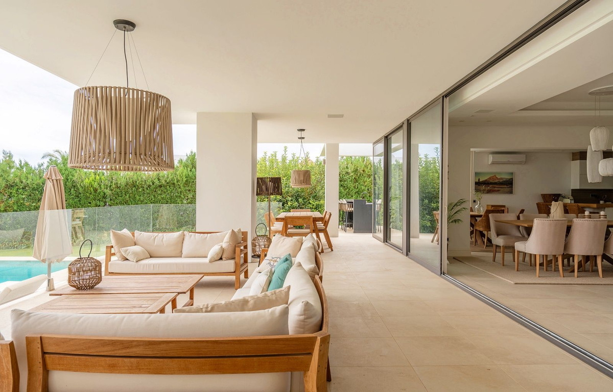 4 bedroom Villas for sale in Los Flamingos – R5166088 4 bedroom Villas for sale in Los Flamingos – R5166088