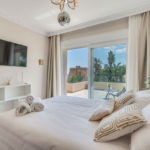 6 bedroom Villas for sale in Marbesa – R5211871