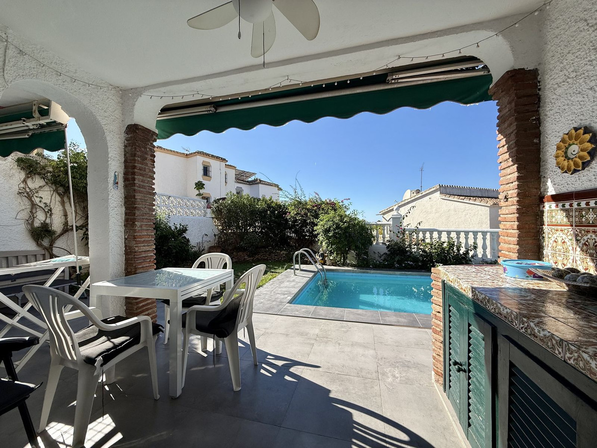 3 bedroom Semi-detached for sale in Calypso – R5232271