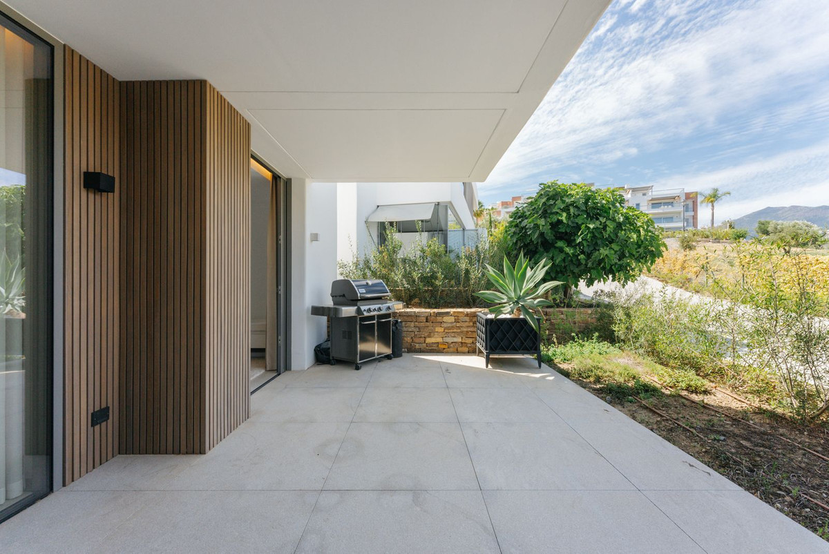 2 bedroom Apartments for sale in Los Arqueros – R5186875