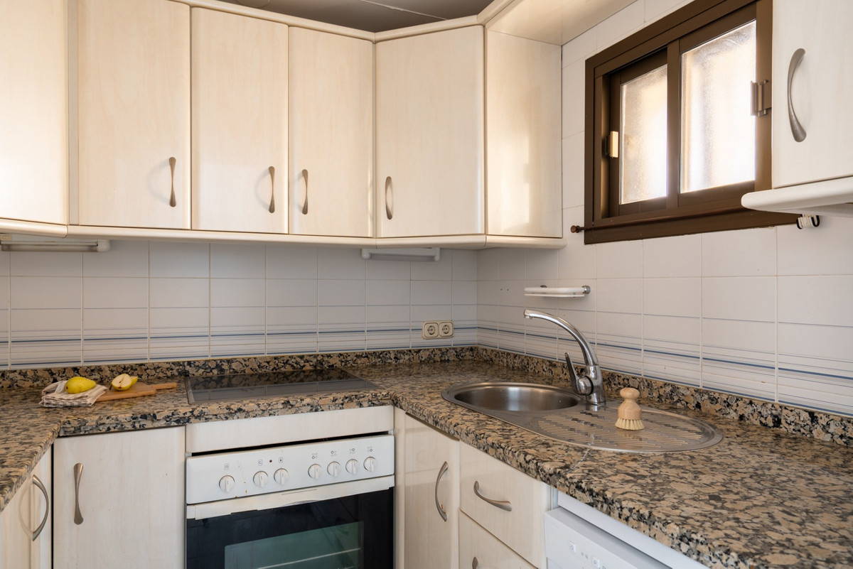 2 bedroom Apartments for sale in La Cala de Mijas – R5194429