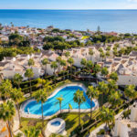 Pareados de 4 dormitorios en venta en Costabella – R5286457