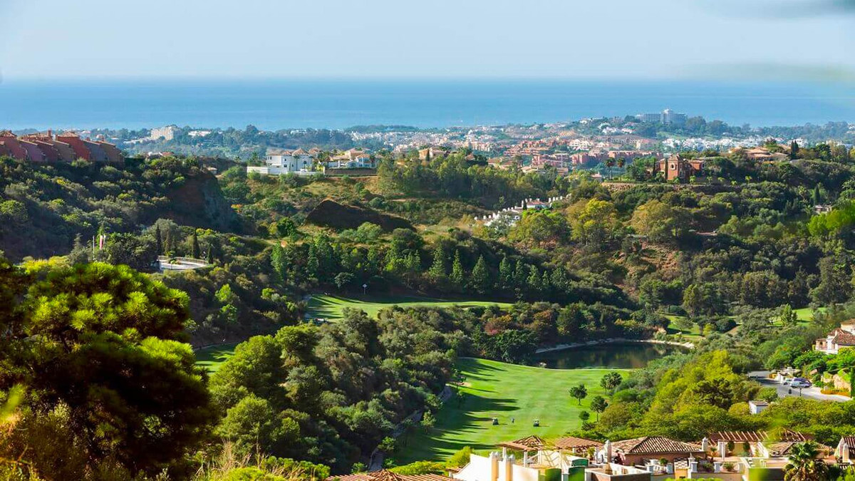 3 bedroom Apartments for sale in Monte Halcones – R4545196 3 bedroom Apartments for sale in Monte Halcones – R4545196