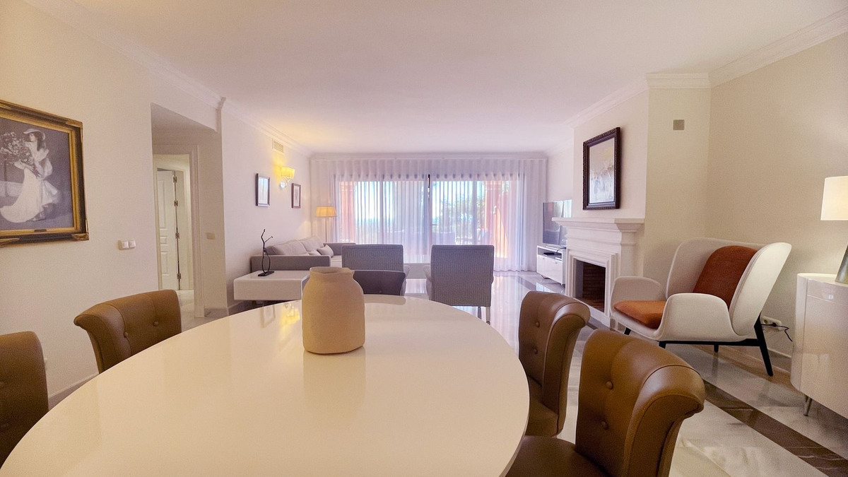 3 bedroom Apartments for sale in Monte Halcones – R4545196 3 bedroom Apartments for sale in Monte Halcones – R4545196