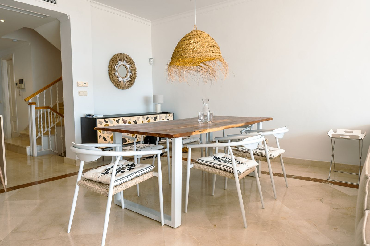 3 bedroom Semi-detached for sale in Elviria – R5216683