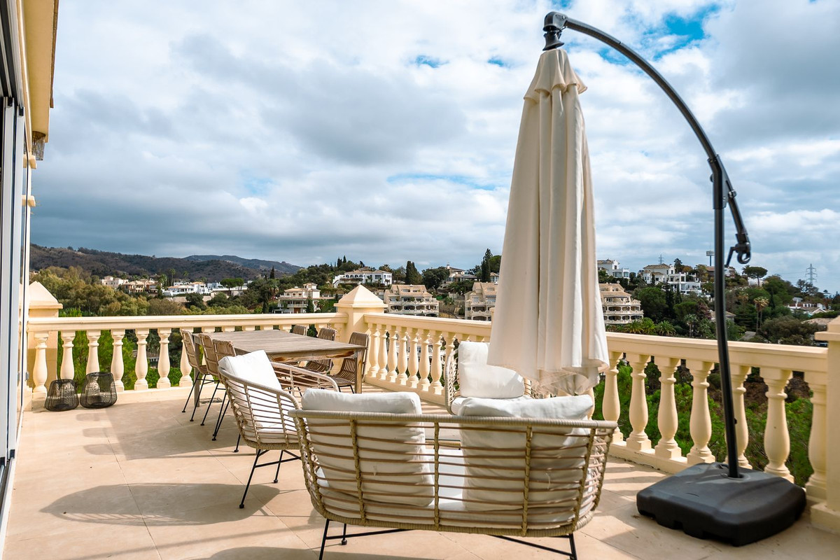 3 bedroom Semi-detached for sale in Elviria – R5216683