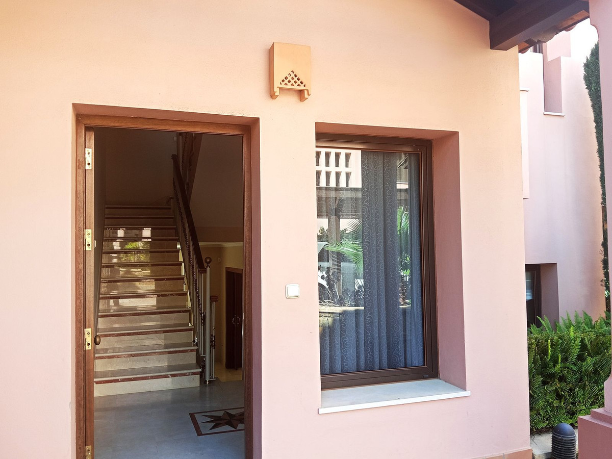 3 bedroom Townhouses for sale in Marbella – R5040688 3 bedroom Townhouses for sale in Marbella – R5040688