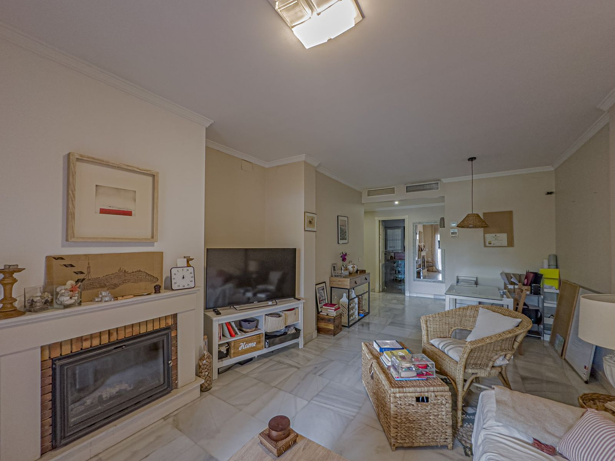 Apartamentos de 2 dormitorios en venta en Hacienda del Sol – R5024578