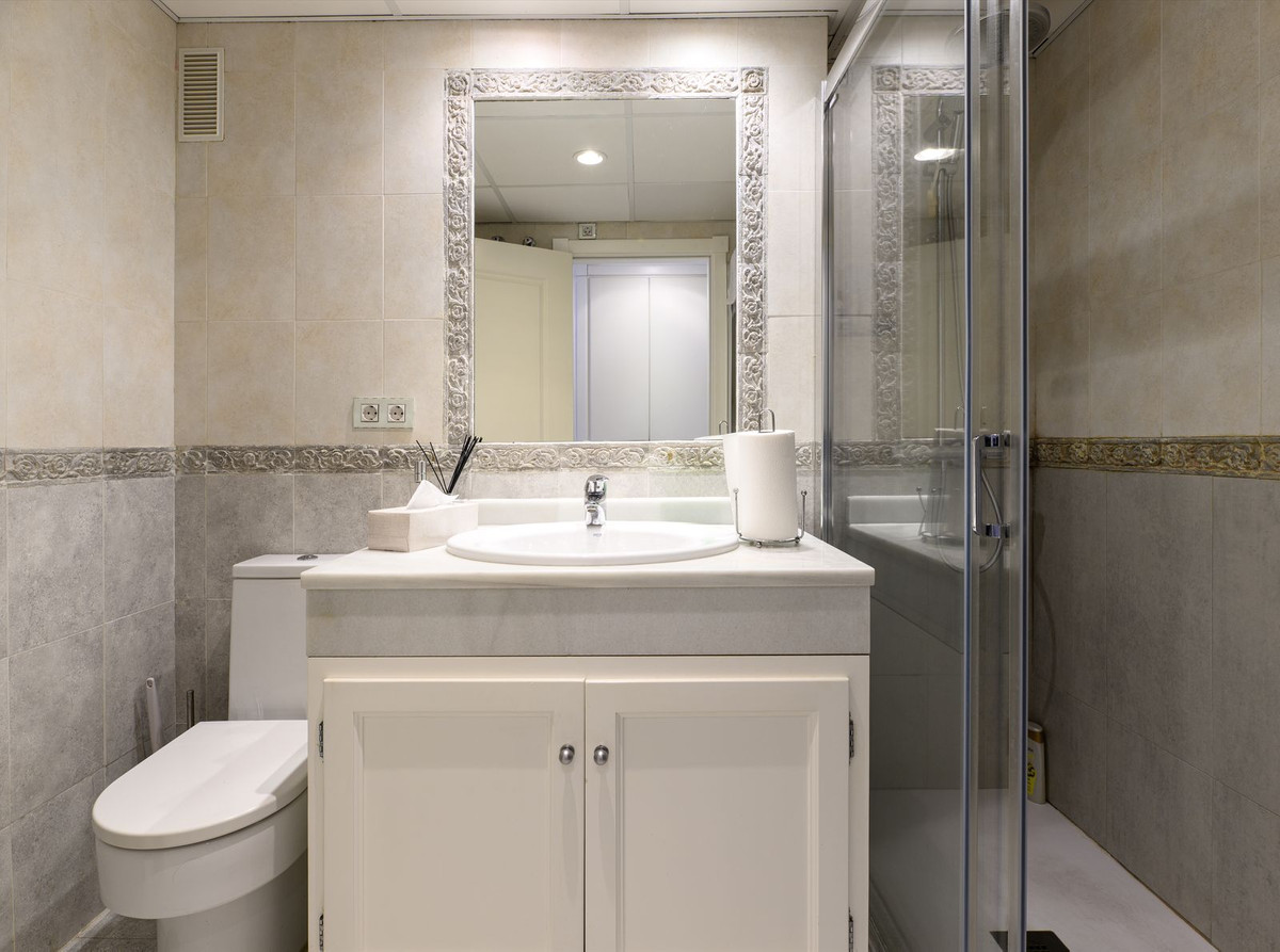 Apartamentos de 2 dormitorios en venta en Hacienda del Sol – R5182555