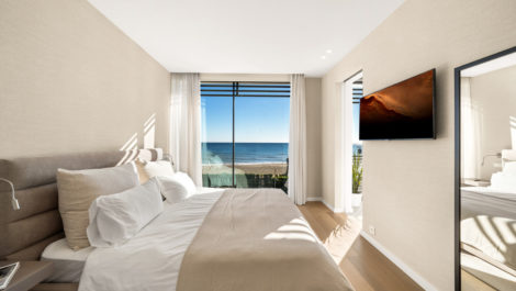 5 bedroom Villas for sale in Nueva Milla de Oro – R5235169