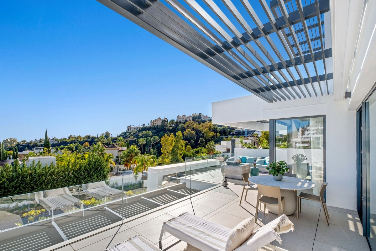 2 bedroom Apartments for sale in La Quinta – R5253316