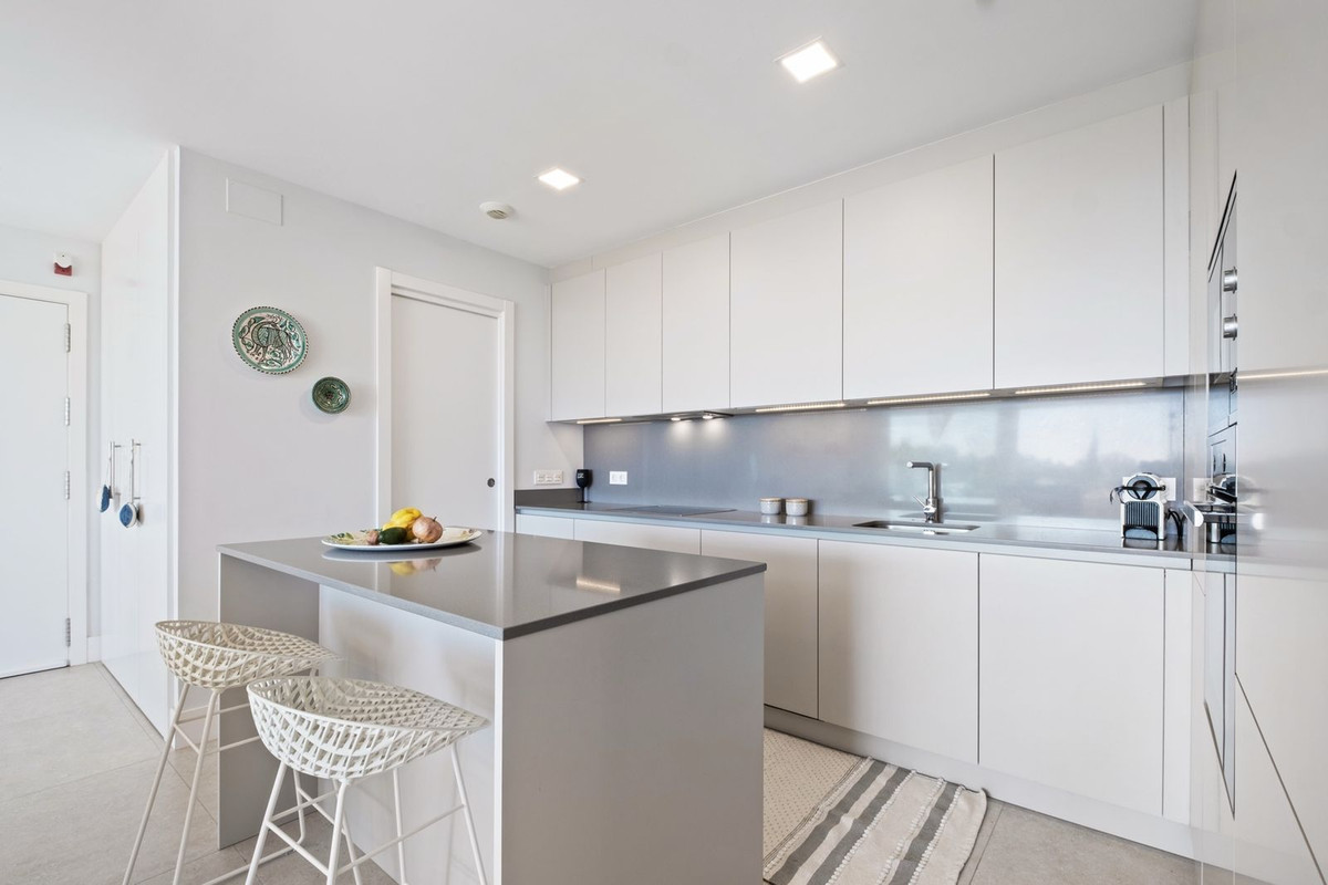 2 bedroom Apartments for sale in La Quinta – R5253316