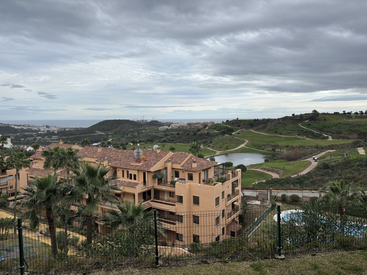 Apartamentos de 2 dormitorios en venta en La Cala de Mijas – R5286250