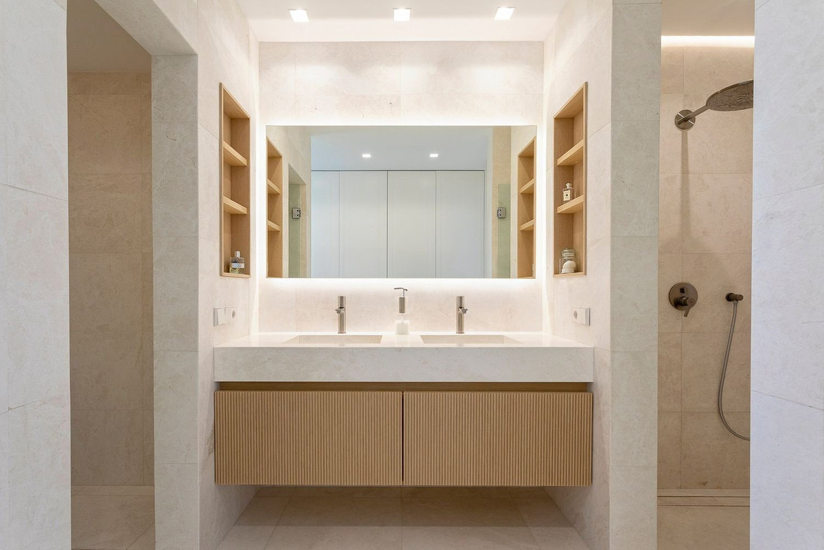 2 bedroom Apartments for sale in Guadalmina Alta – R5214556