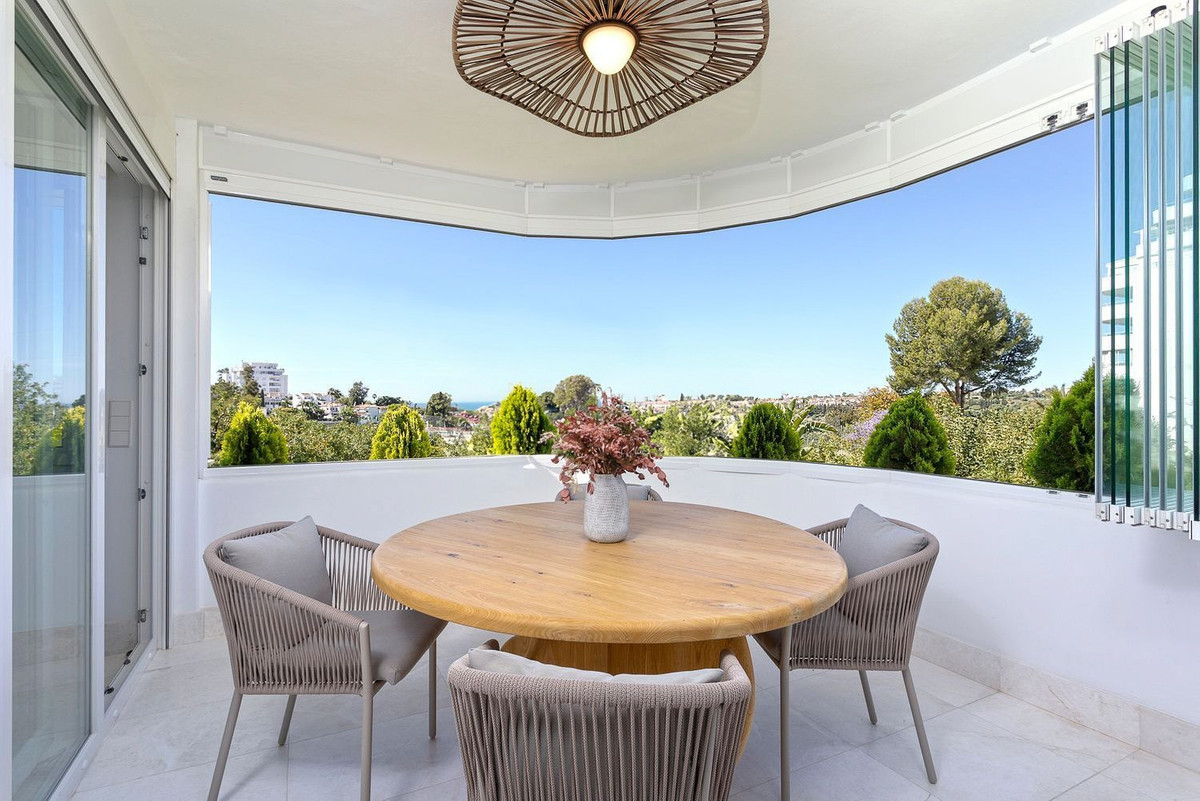 2 bedroom Apartments for sale in Guadalmina Alta – R5214556