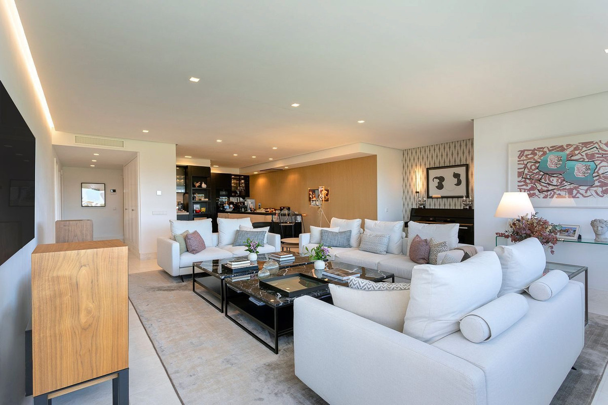 2 bedroom Apartments for sale in Guadalmina Alta – R5214556