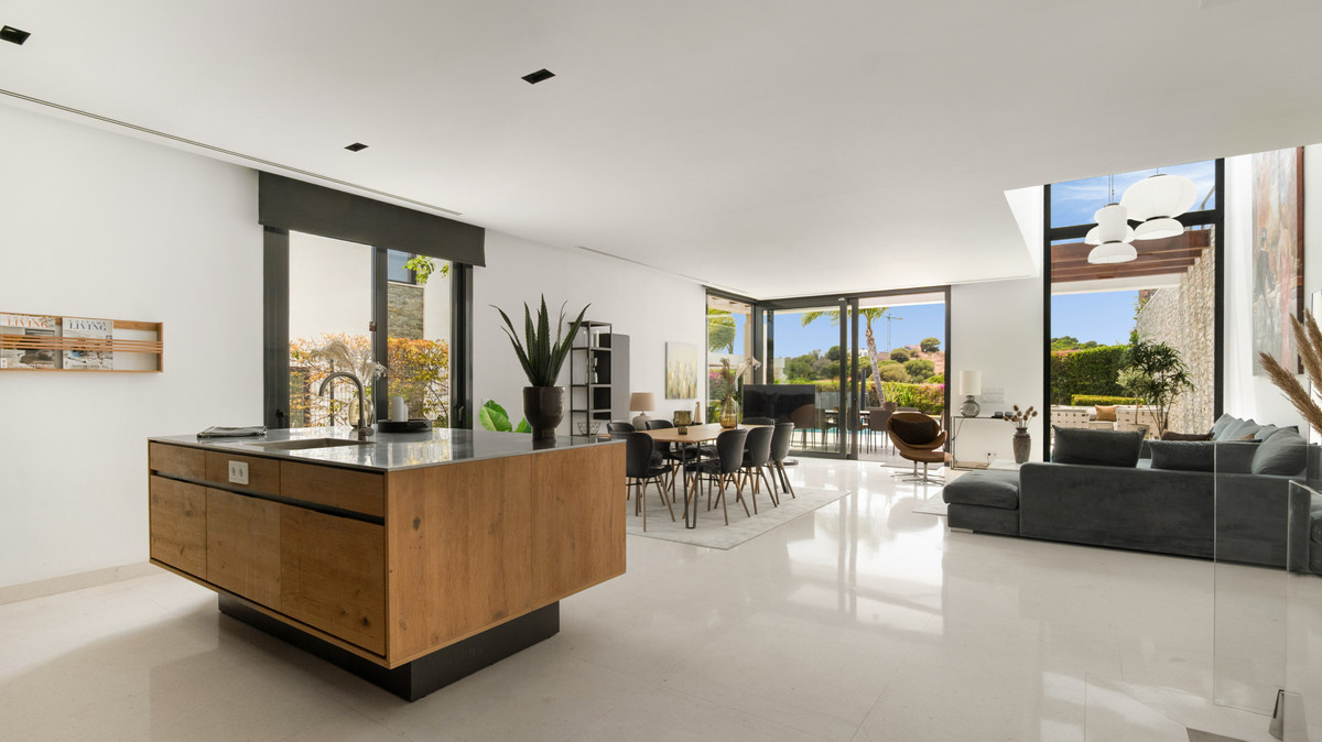 Pareados de 5 dormitorios en venta en Cabopino – R5064280 Pareados de 5 dormitorios en venta en Cabopino – R5064280