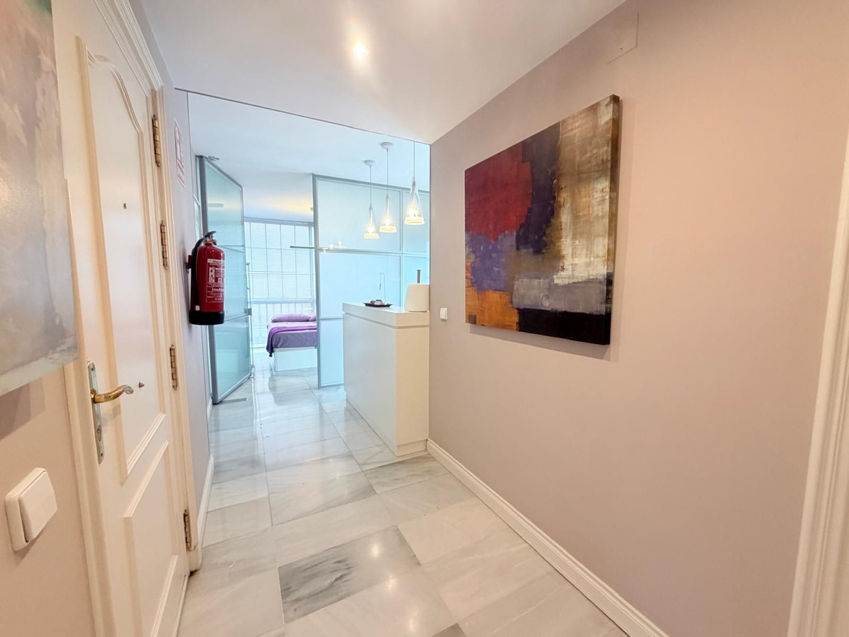 3 bedroom Apartments for sale in Marbella – R5232376