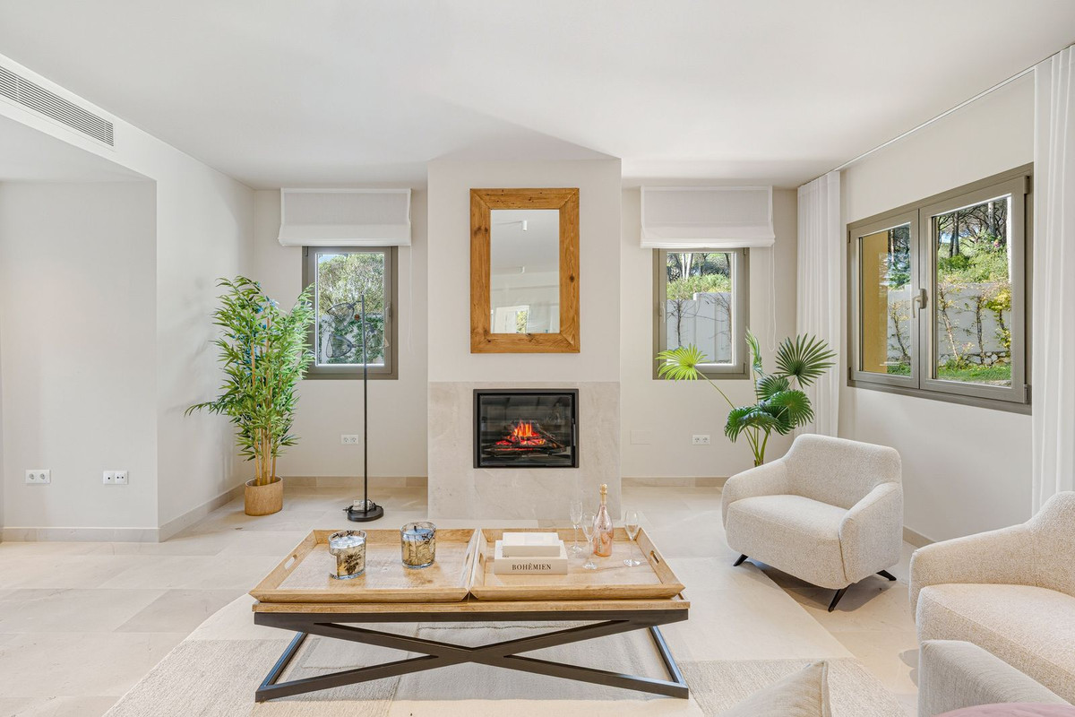 4 bedroom Villas for sale in Hacienda Las Chapas – R5288593 4 bedroom Villas for sale in Hacienda Las Chapas – R5288593