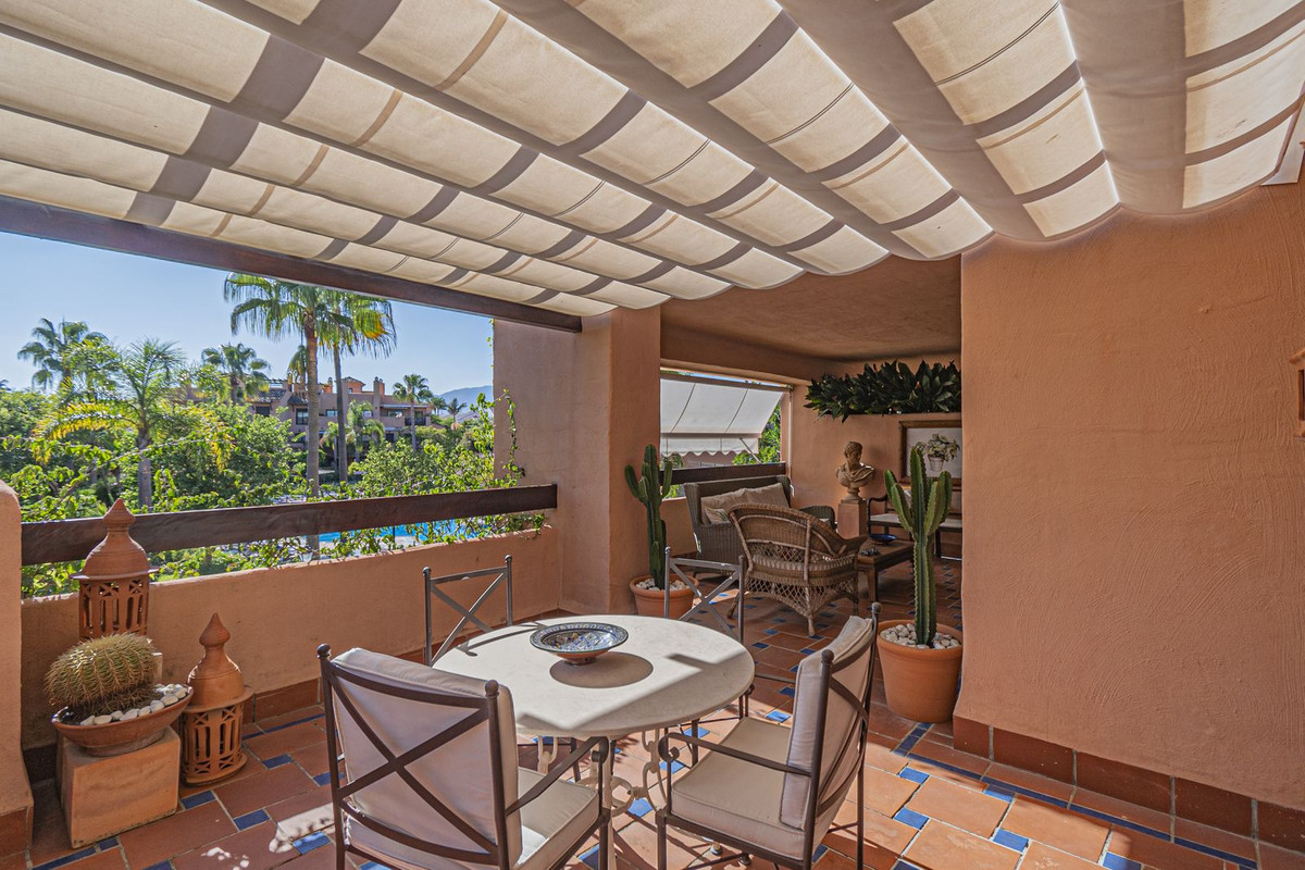 4 bedroom Apartments for sale in Hacienda del Sol – R5160376