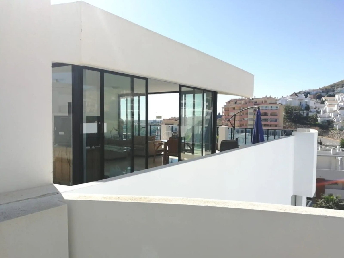 2 bedroom Penthouses for sale in Riviera del Sol – R5237209