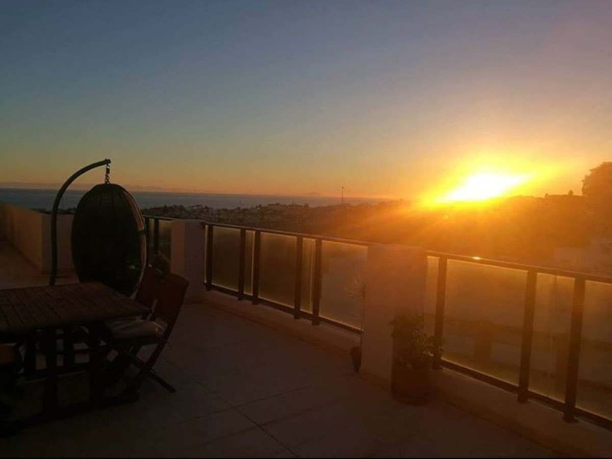 2 bedroom Penthouses for sale in Riviera del Sol – R5237209