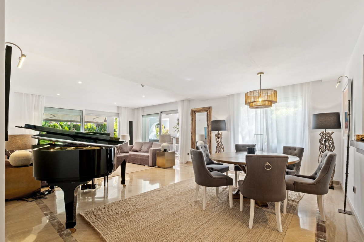 Apartamentos de 2 dormitorios en venta en Marbella – R5255686