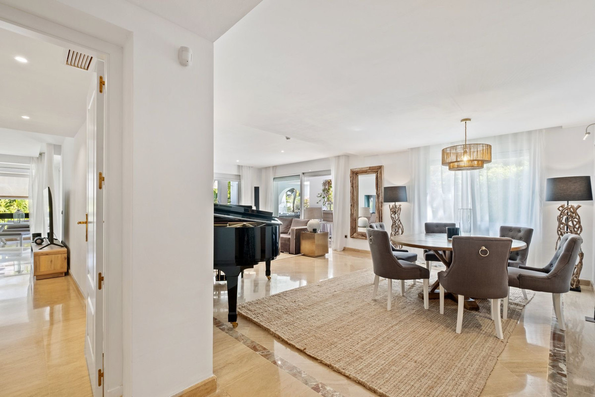 Apartamentos de 2 dormitorios en venta en Marbella – R5255686