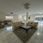 5 bedroom Villas for sale in Elviria – R4867882