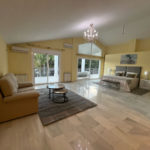 5 bedroom Villas for sale in Elviria – R4867882