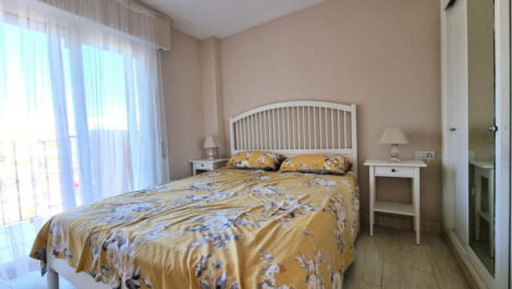 Apartamentos de 2 dormitorios en venta en Calahonda – R5250097