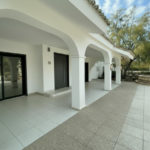 8 bedroom Villas for sale in Marbella – R5255524