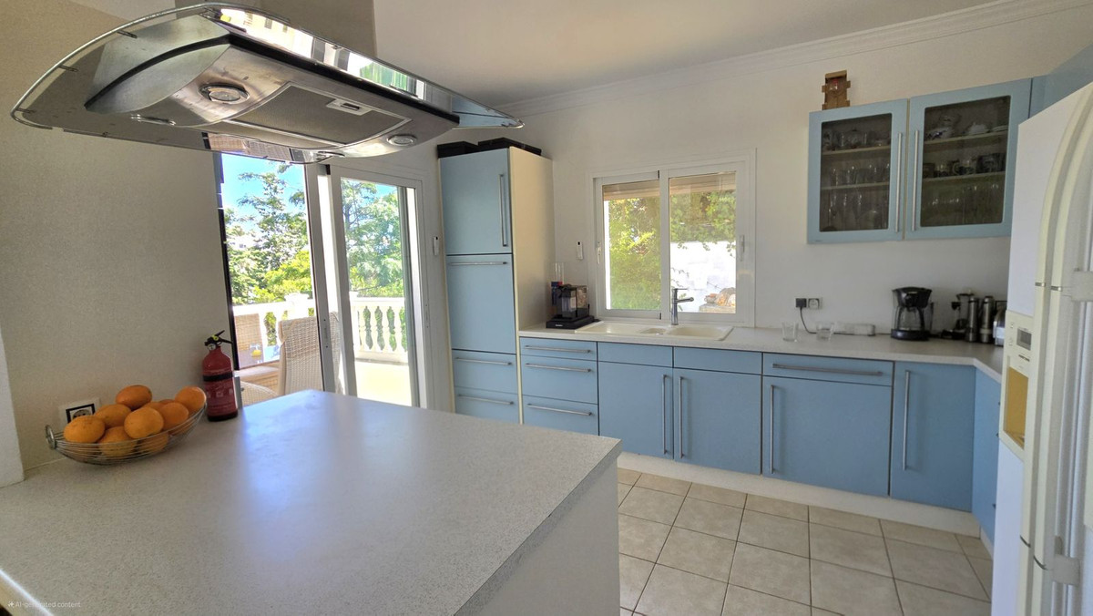 4 bedroom Villas for sale in Calahonda – R5107366 4 bedroom Villas for sale in Calahonda – R5107366