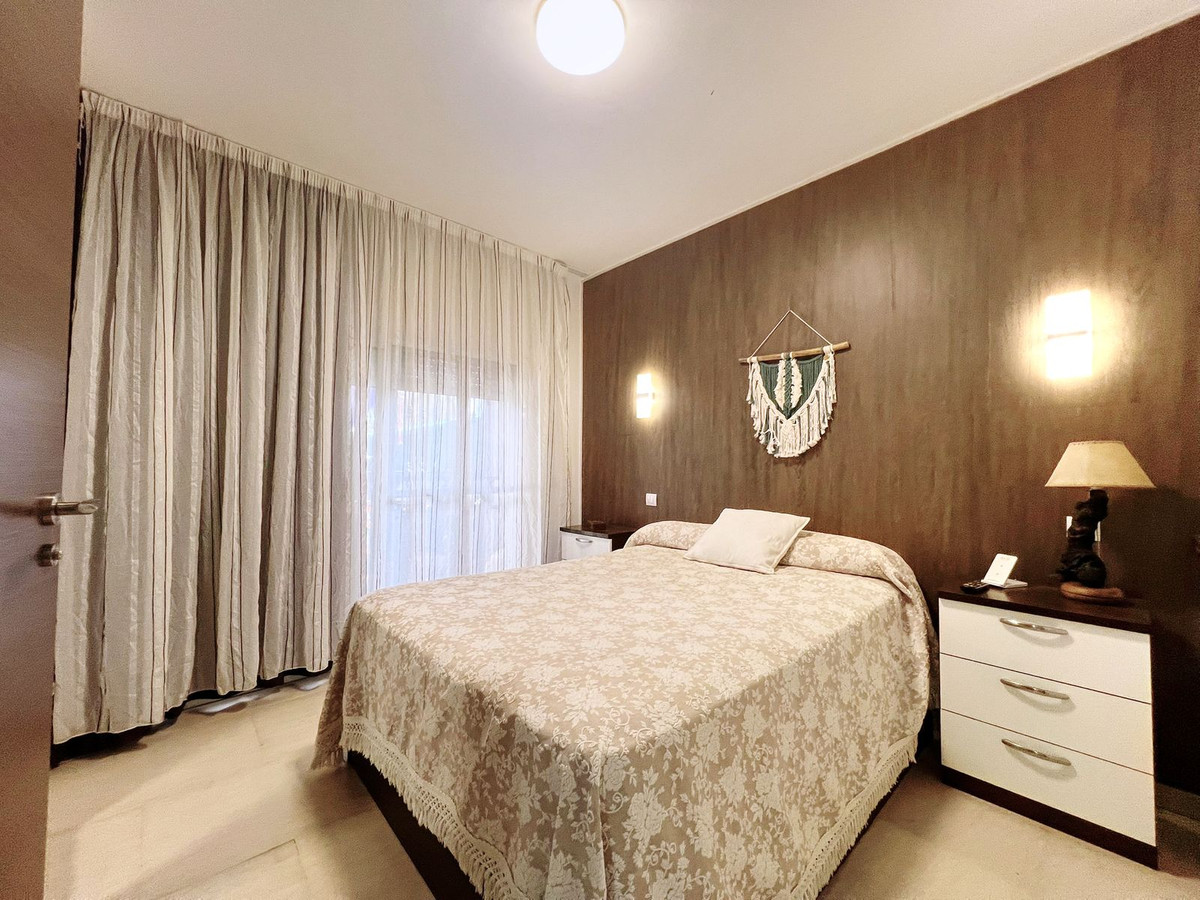 2 bedroom Apartments for sale in Calahonda – R5184979